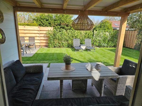 Bungalow Schotvanger Egmond aan den Hoef Esterno foto