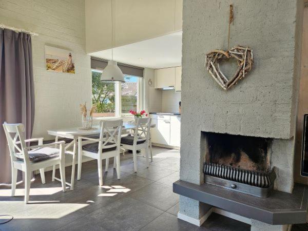 Bungalow Schotvanger Egmond aan den Hoef Esterno foto