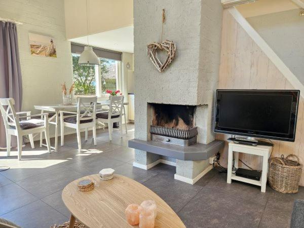 Bungalow Schotvanger Egmond aan den Hoef Esterno foto